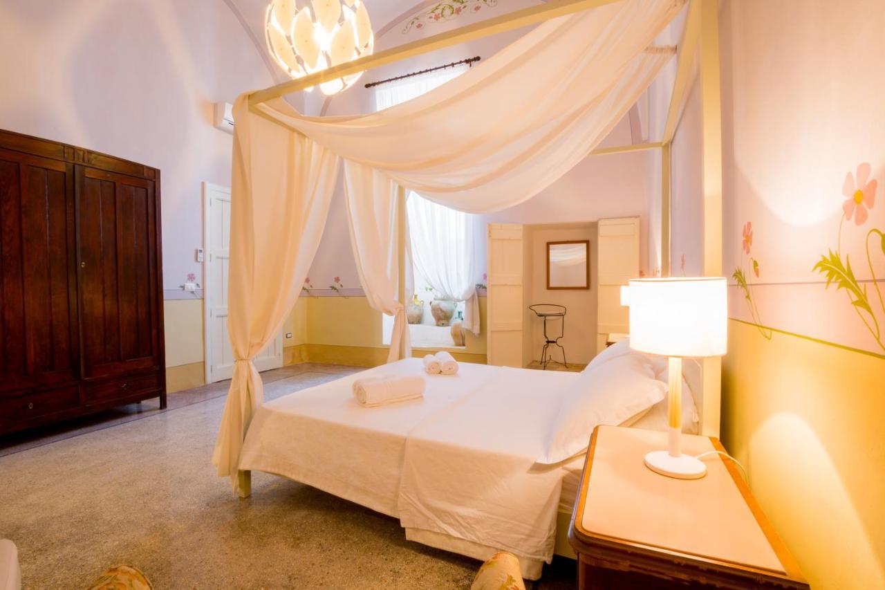 Palazzo Ashian Bed and Breakfast Acquarica del Capo Exteriör bild
